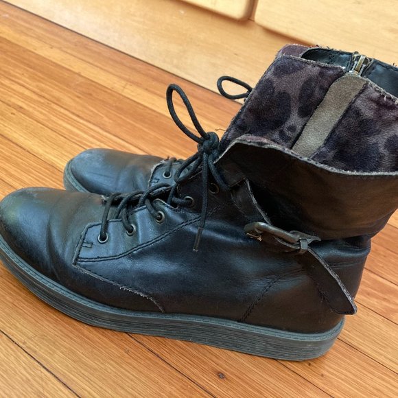 OTBT Brentville Leather Boot - Picture 5 of 5